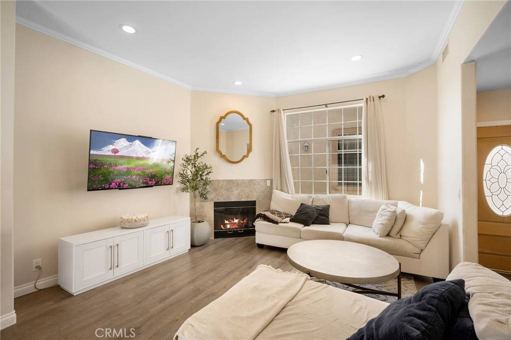 Montrose, CA 91020,2256 Montrose AVE #14