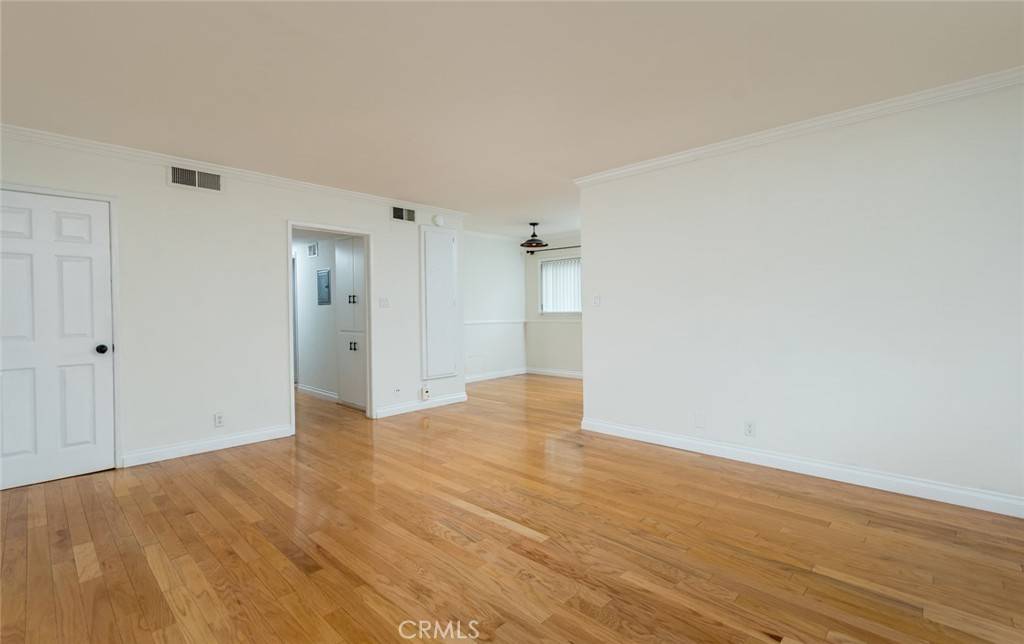 1220 N 3rd ST #B, Burbank, CA 91504