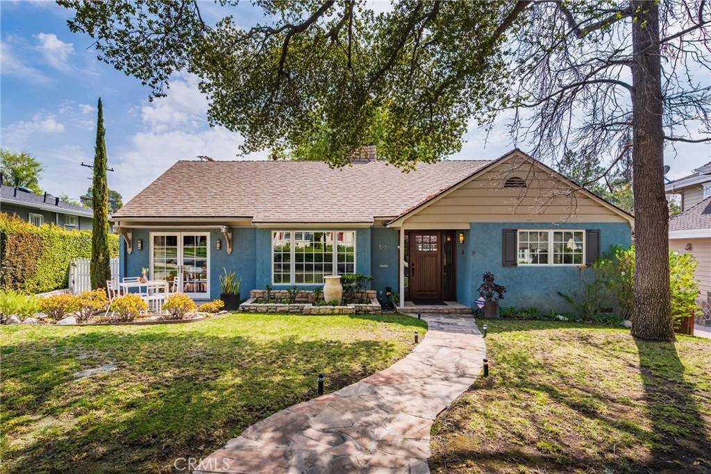 Glendale, CA 91208,1215 Oak Circle DR