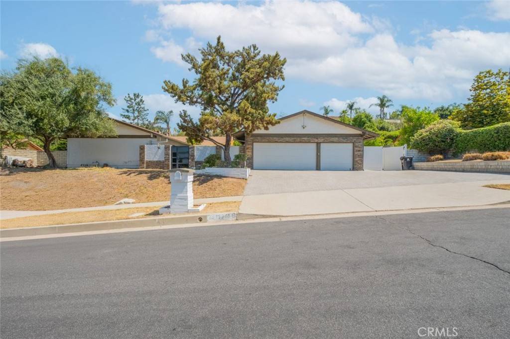 19941 Hiawatha ST, Chatsworth, CA 91311