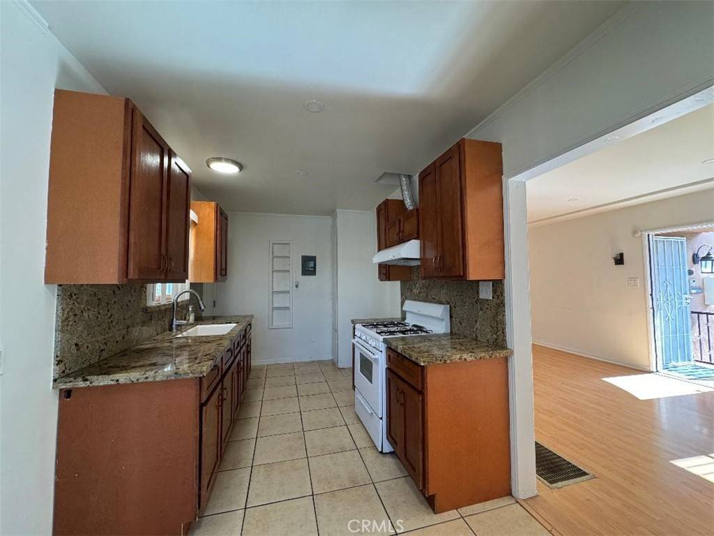Glendale, CA 91202,613 Arden AVE