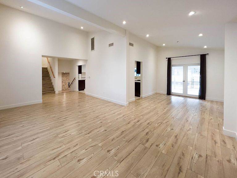 Granada Hills, CA 91344,12585 Byron AVE