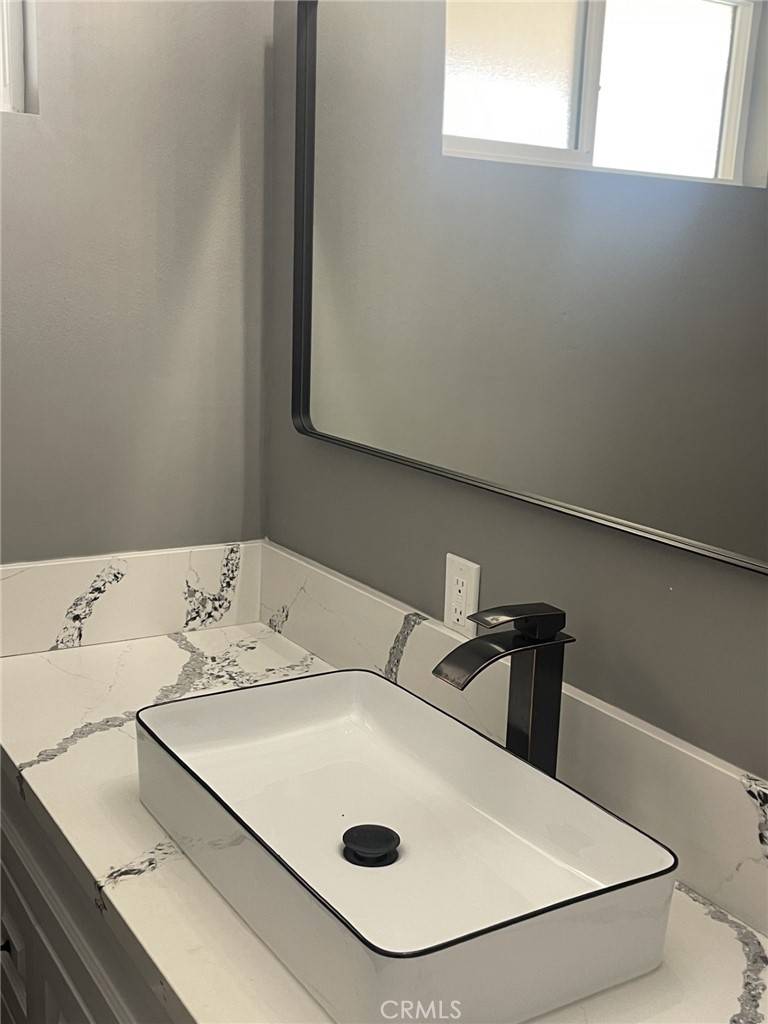 Granada Hills, CA 91344,10335 Ruffner AVE