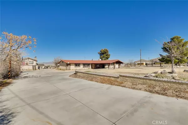 Lucerne Valley, CA 92356,31438 Carson ST