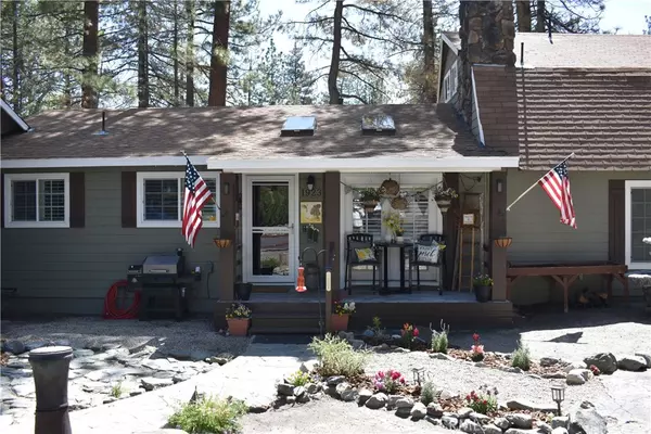 Wrightwood, CA 92397,1923 Twin Lakes DR