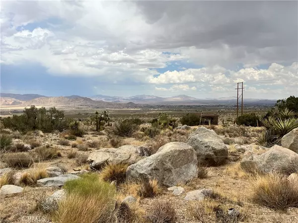 Lucerne Valley, CA 92356,0 N-352