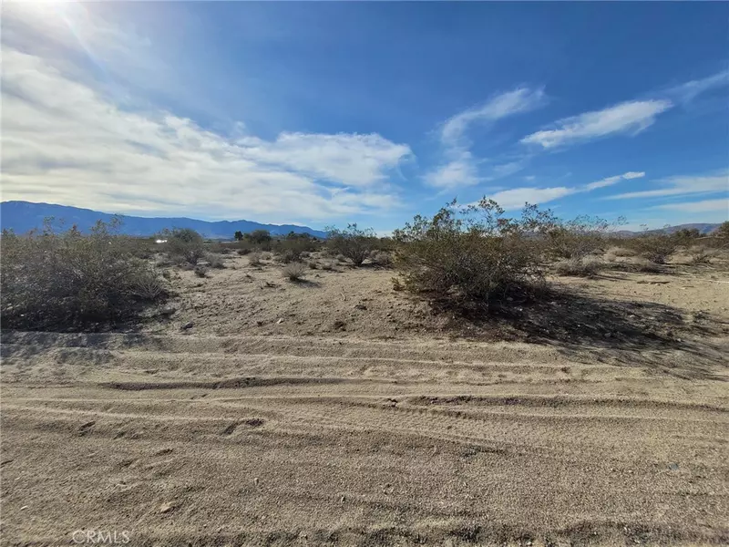 0 Cherokee TRL, Lucerne Valley, CA 92356