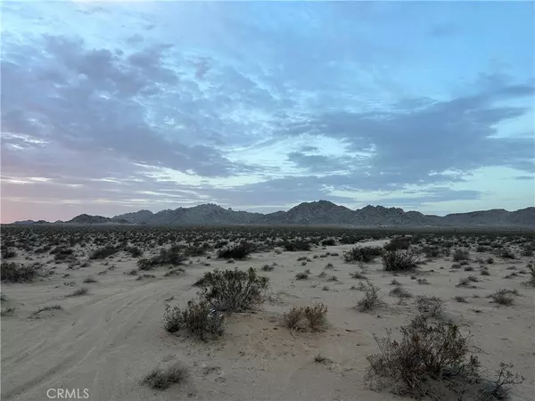 Lucerne Valley, CA 92356,0 E. End ST