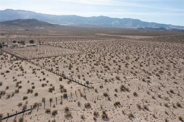 Lucerne Valley, CA 92356,4 Midway