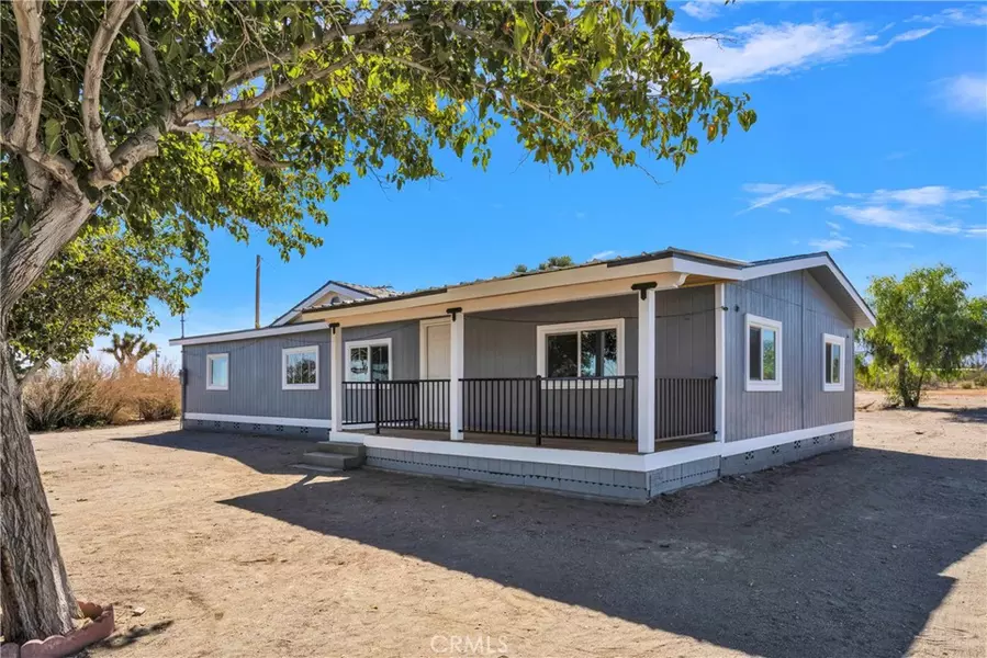 13676 Raven RD, Phelan, CA 92371