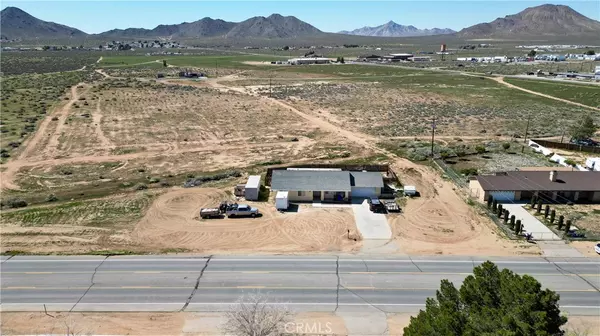 Apple Valley, CA 92307,16684 Navajo RD