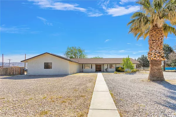 14829 Navajo RD, Apple Valley, CA 92307