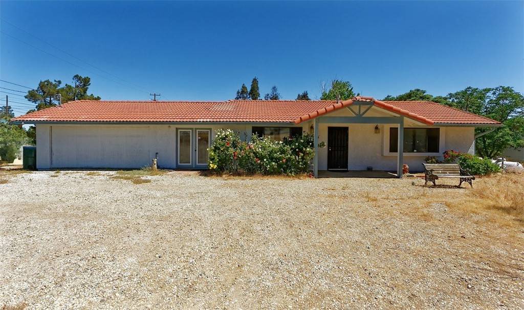 Phelan, CA 92371,10373 Paramount RD