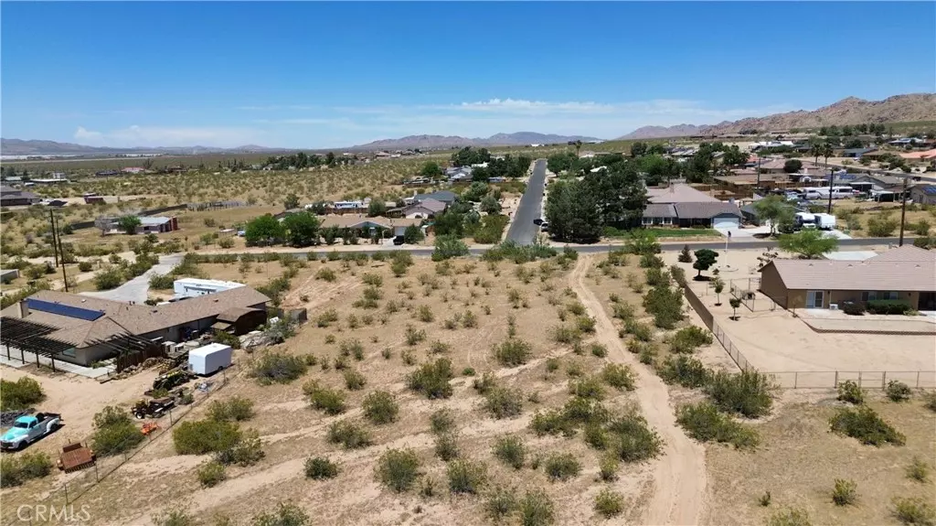 11 Papago Rd, , Apple Valley, CA 92307