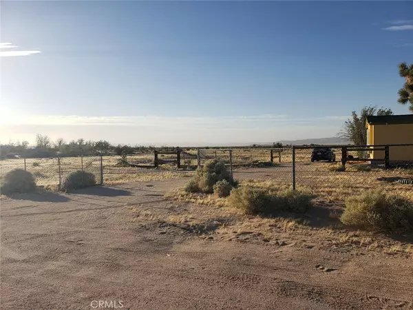 Newberry Springs, CA 92365,47864 Derwent DR