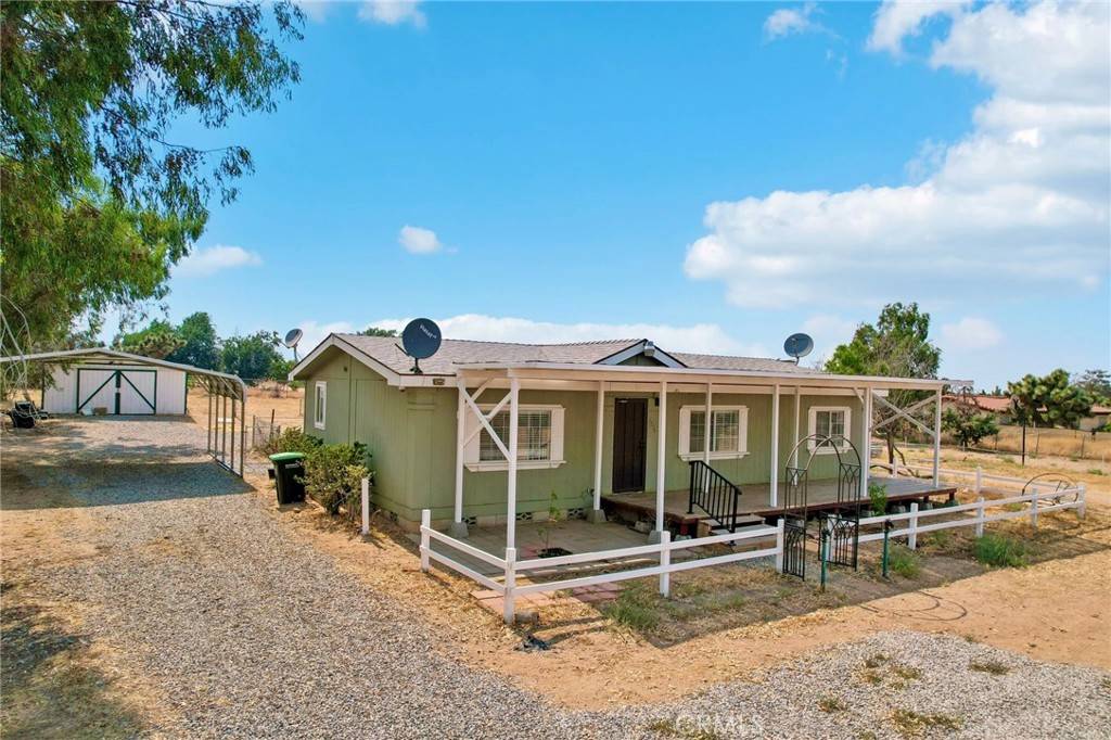 Phelan, CA 92371,7276 Phelan RD