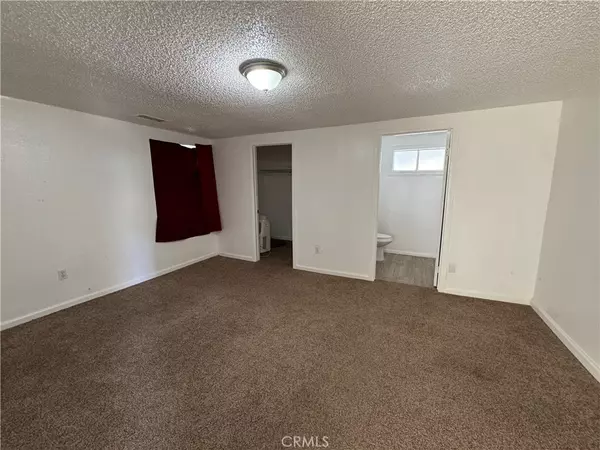 Hinkley, CA 92347,36837 Hillview RD