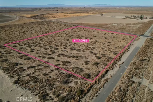 8 AC Ave K, Lancaster, CA 93535