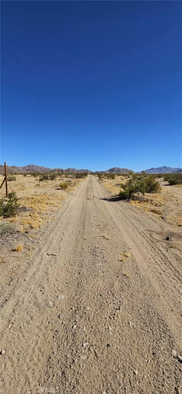 Lucerne Valley, CA 92356,800 Fairlane RD