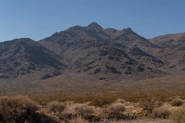 Lucerne Valley, CA 92356,780 Camp Rock RD