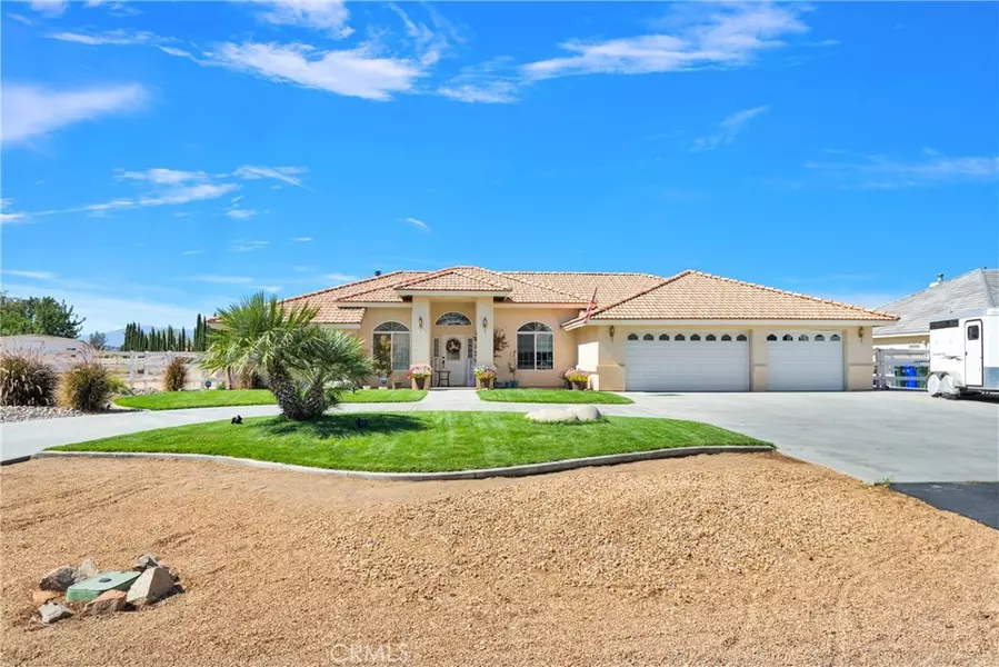 12410 Palomino LN, Apple Valley, CA 92308