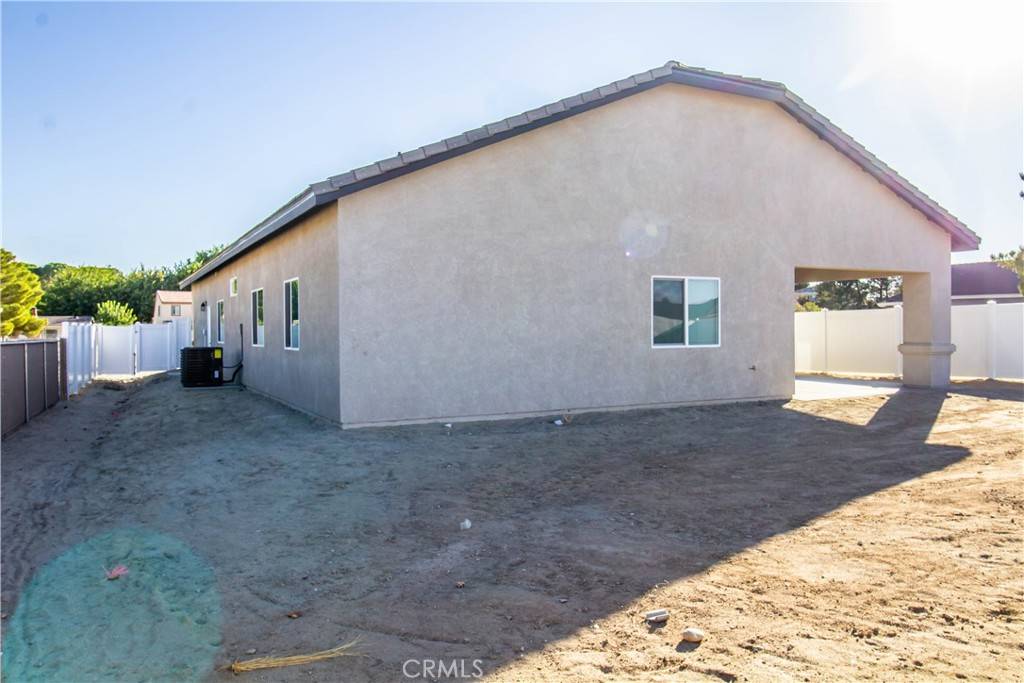 Helendale, CA 92342,14788 Crofton LN