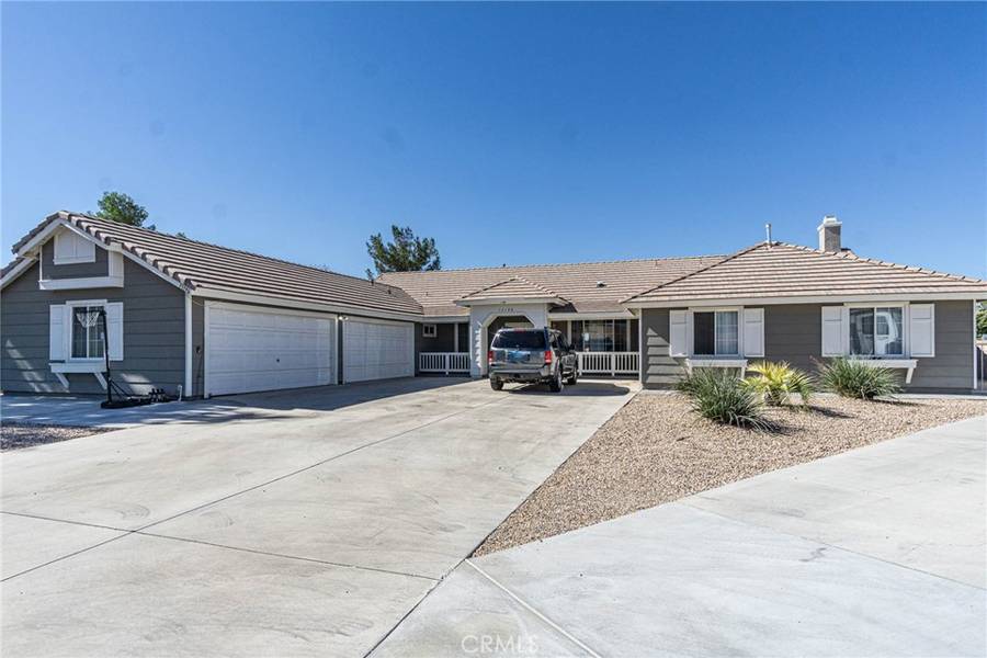 13196 Paraiso RD, Apple Valley, CA 92308