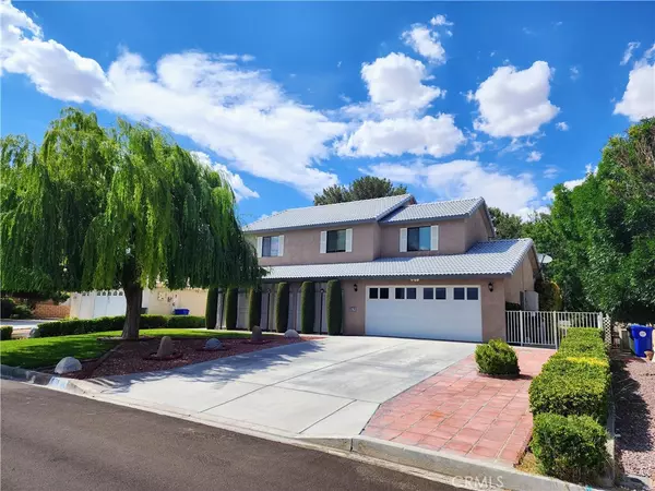 15178 Orchard Hill LN, Helendale, CA 92342