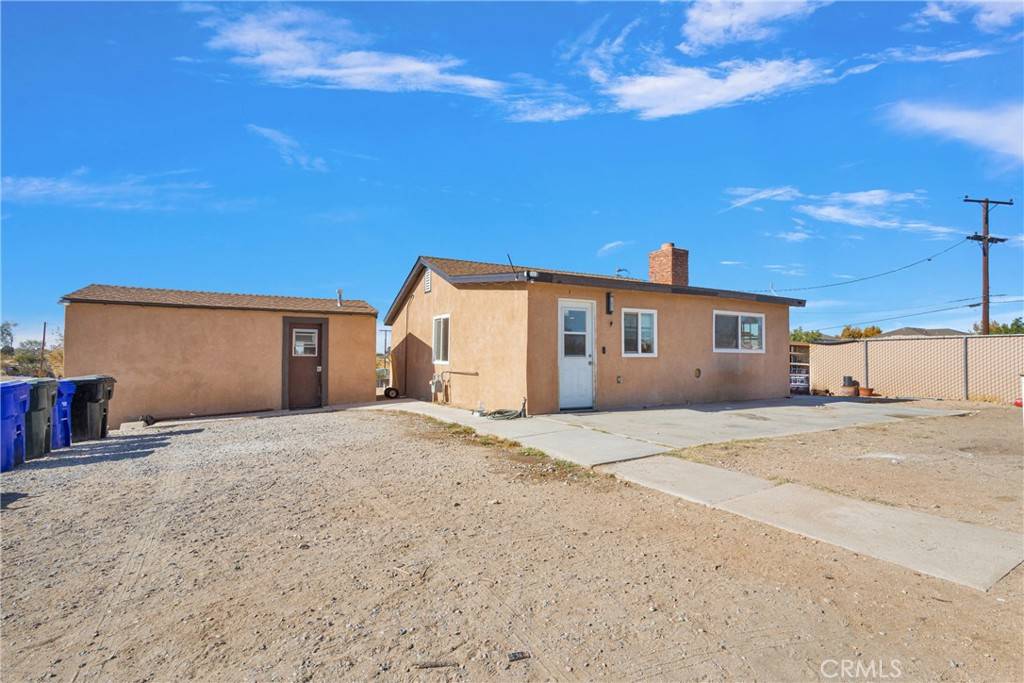 16748 Sunset DR, Victorville, CA 92395