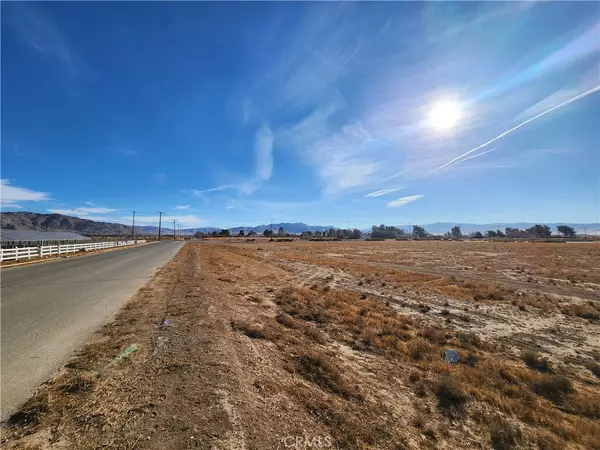 0 Navajo RD, Apple Valley, CA 92307