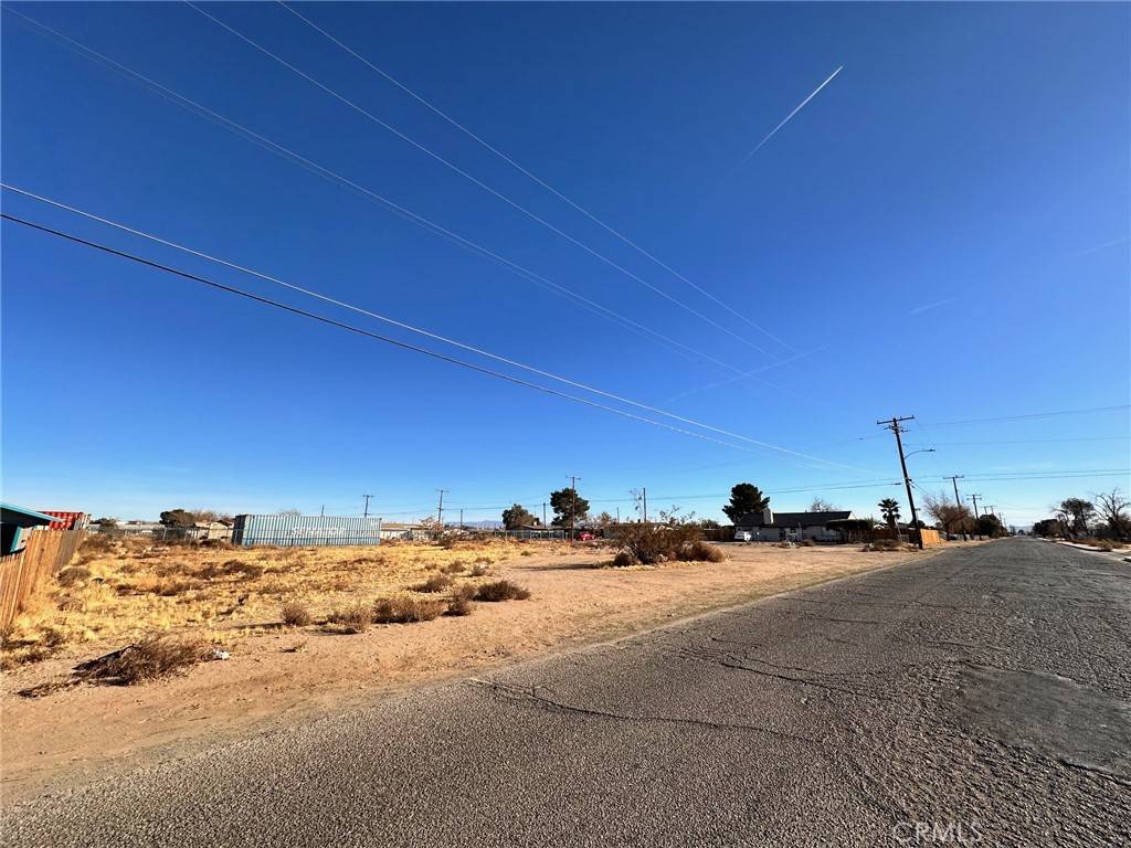 Adelanto, CA 92301,0 Jonathan ST