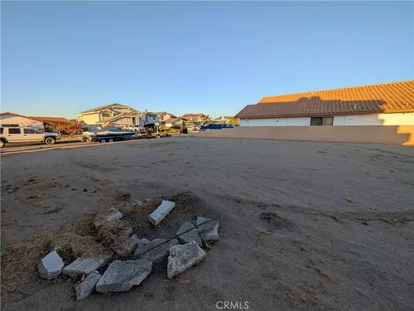 Victorville, CA 92395,18340 Niagara DR