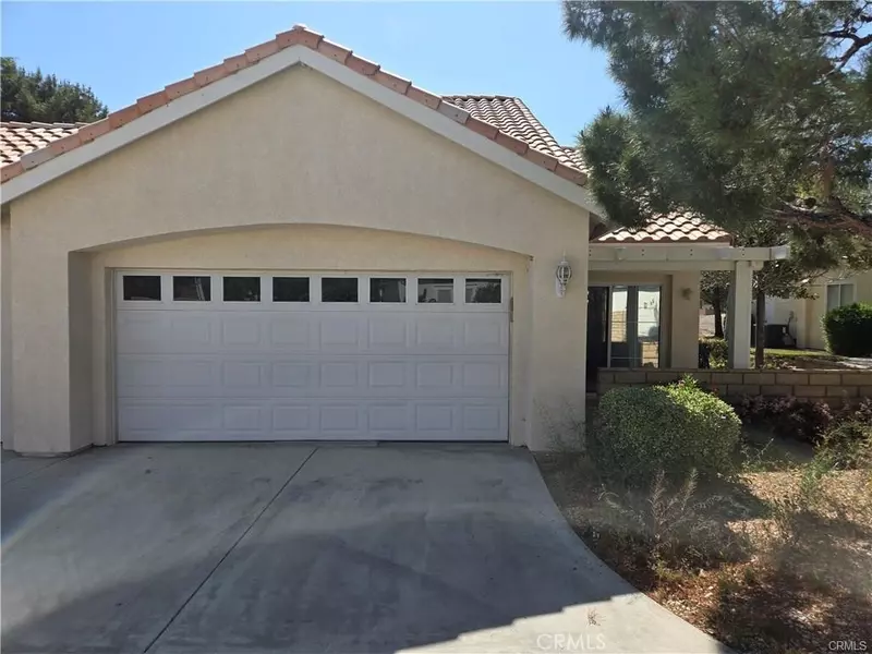 11394 Country Club DR, Apple Valley, CA 92308