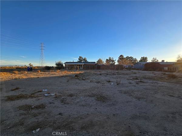 19044 Janine ST, Adelanto, CA 92301