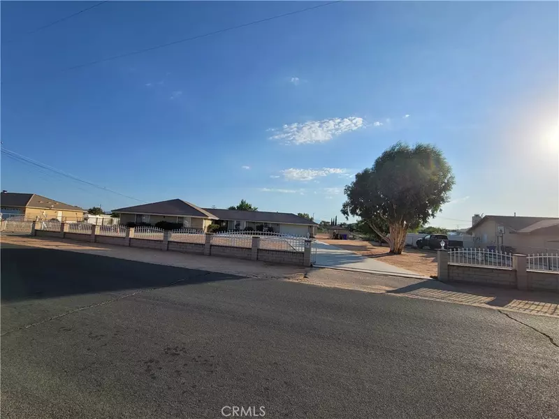 21291 Ramona AVE, Apple Valley, CA 92307