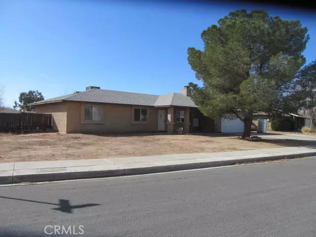 22993 Eyota RD, Apple Valley, CA 92308