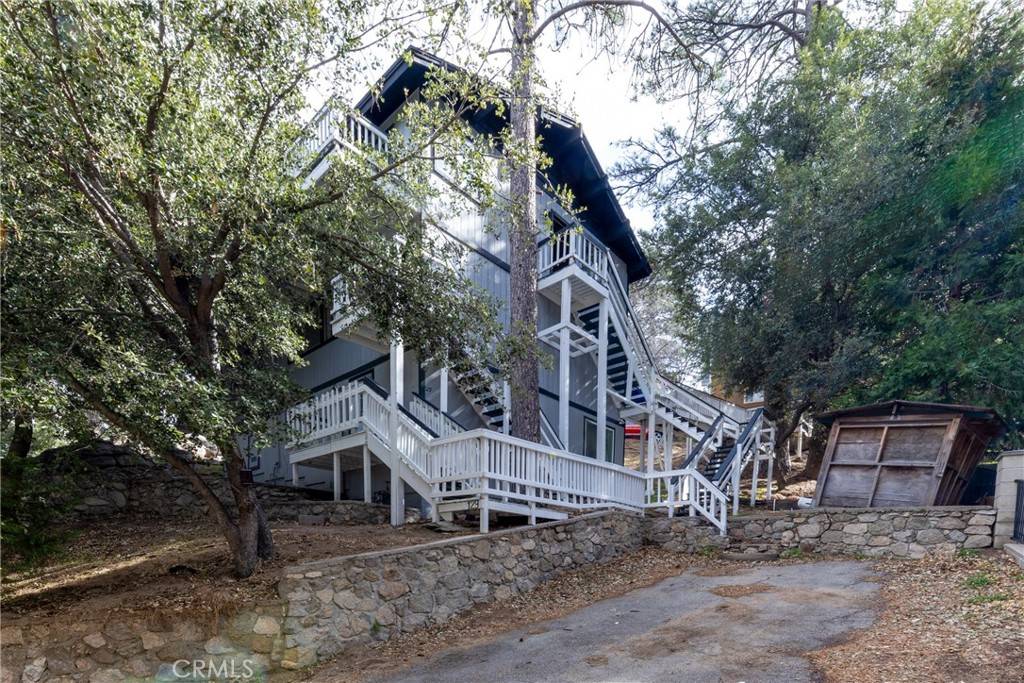 Crestline, CA 92325,129 Zermat Dr #1-2