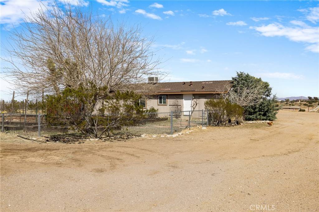 Oak Hills, CA 92344,10780 Verbena RD