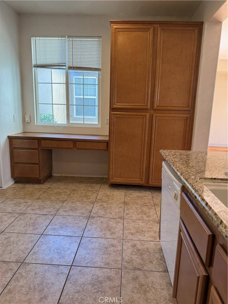 Victorville, CA 92392,11946 Russell CT