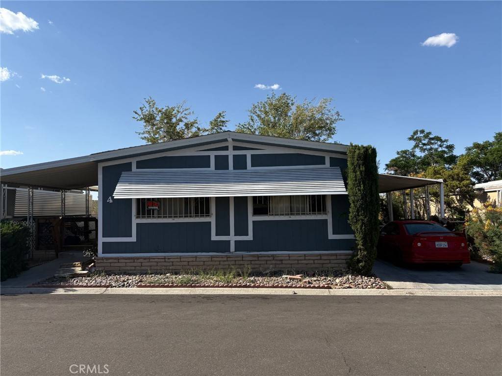 20683 Waalew RD #B4, Apple Valley, CA 92307