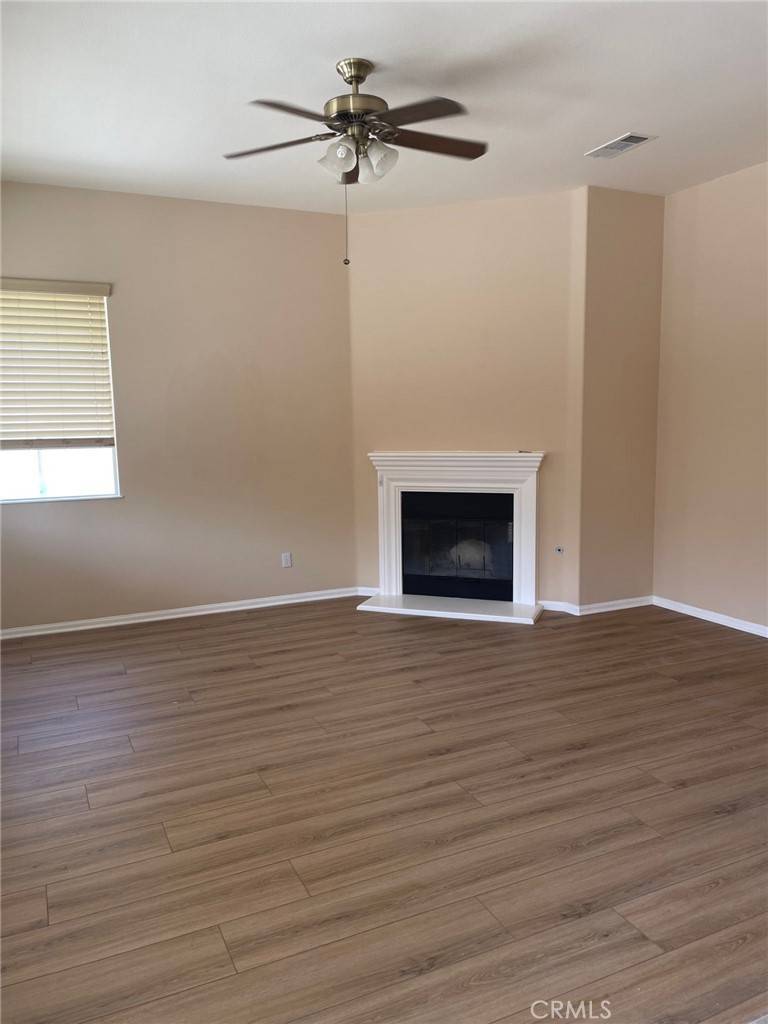 Apple Valley, CA 92308,10818 Toyon CT