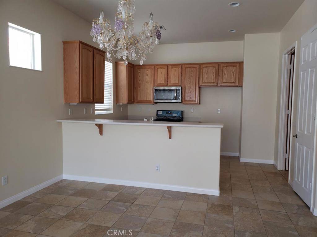 Apple Valley, CA 92308,11142 Avonlea RD