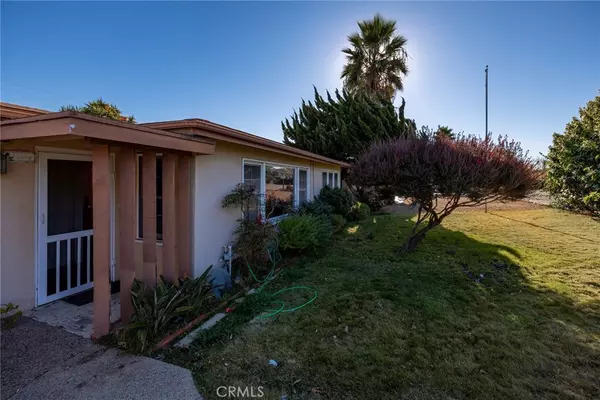 Carlsbad, CA 92008,5120 Los Robles DR