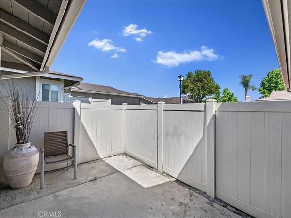 Corona, CA 92879,872 Tangerine ST