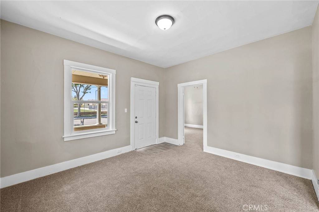 San Bernardino, CA 92410,637 N F ST