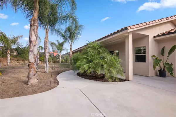 Valley Center, CA 92082,30909 Curran CT