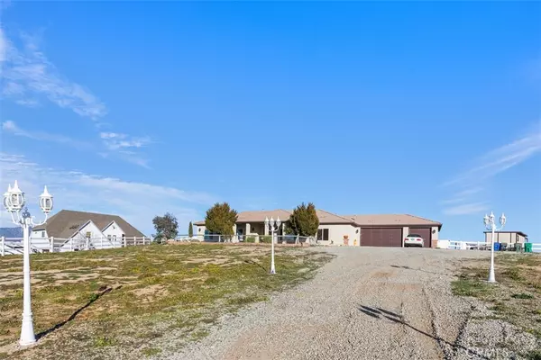 Aguanga, CA 92536,49055 Arabian CT