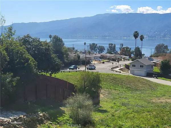 Lake Elsinore, CA 92530,0 HILL AVE