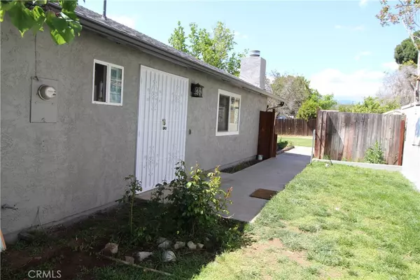 Yucaipa, CA 92399,35434 Douglas LN