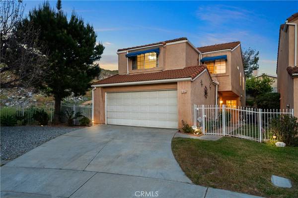 Fontana, CA 92337,11813 Cardinal CT